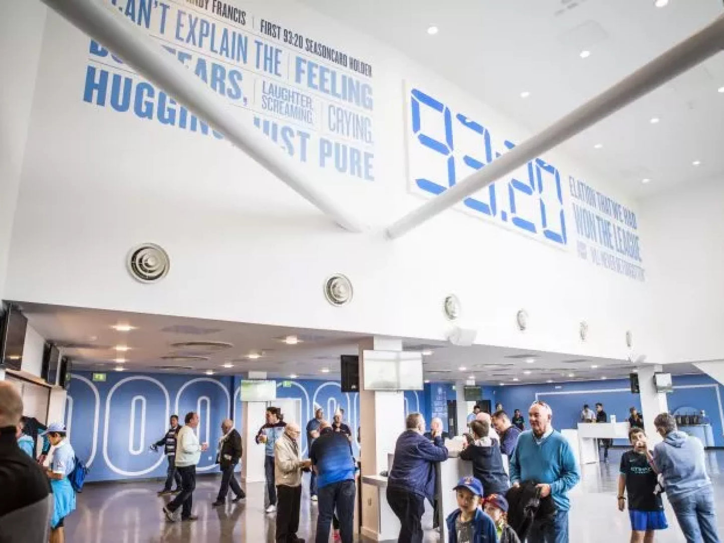 Manchester City vs Napoli, Champions League 2025-2026, Thursday 18 September 2025 93:20 Lounge