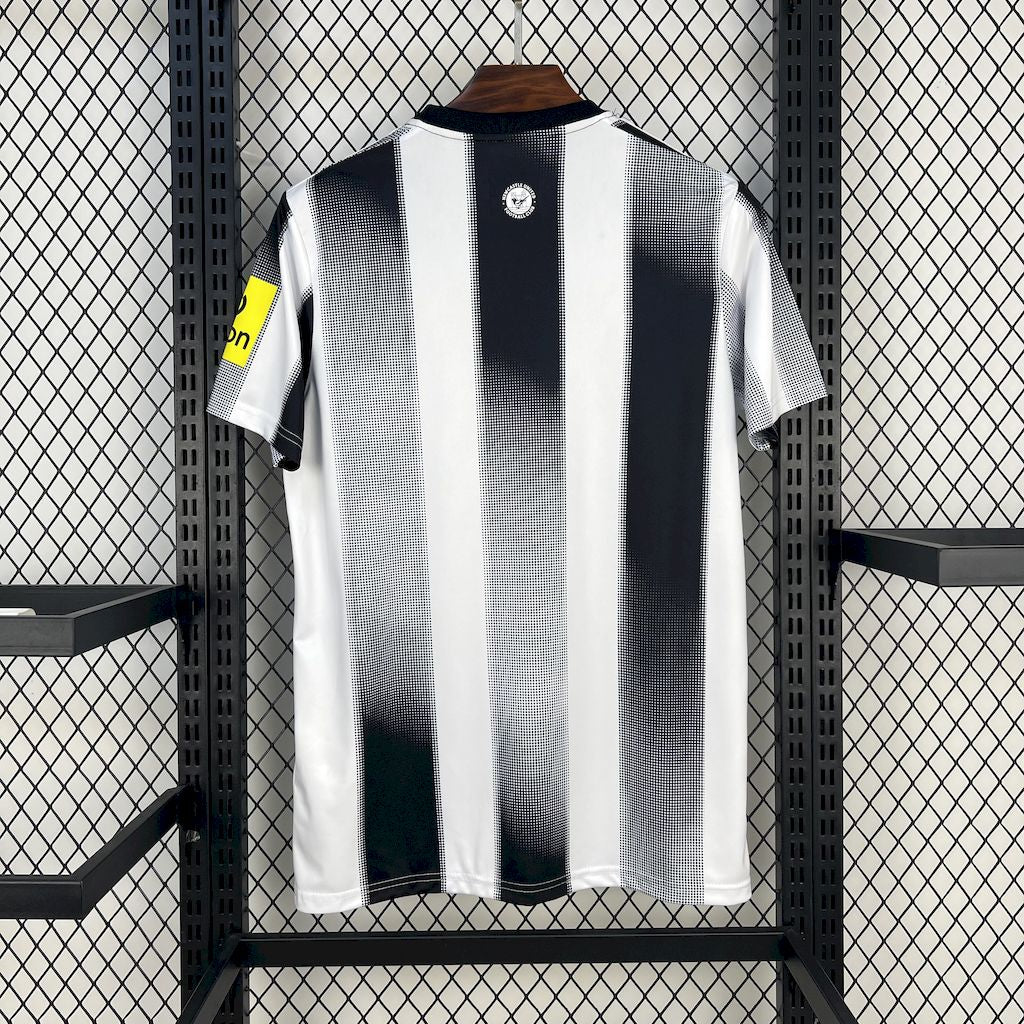 Newcastle Home 25/26