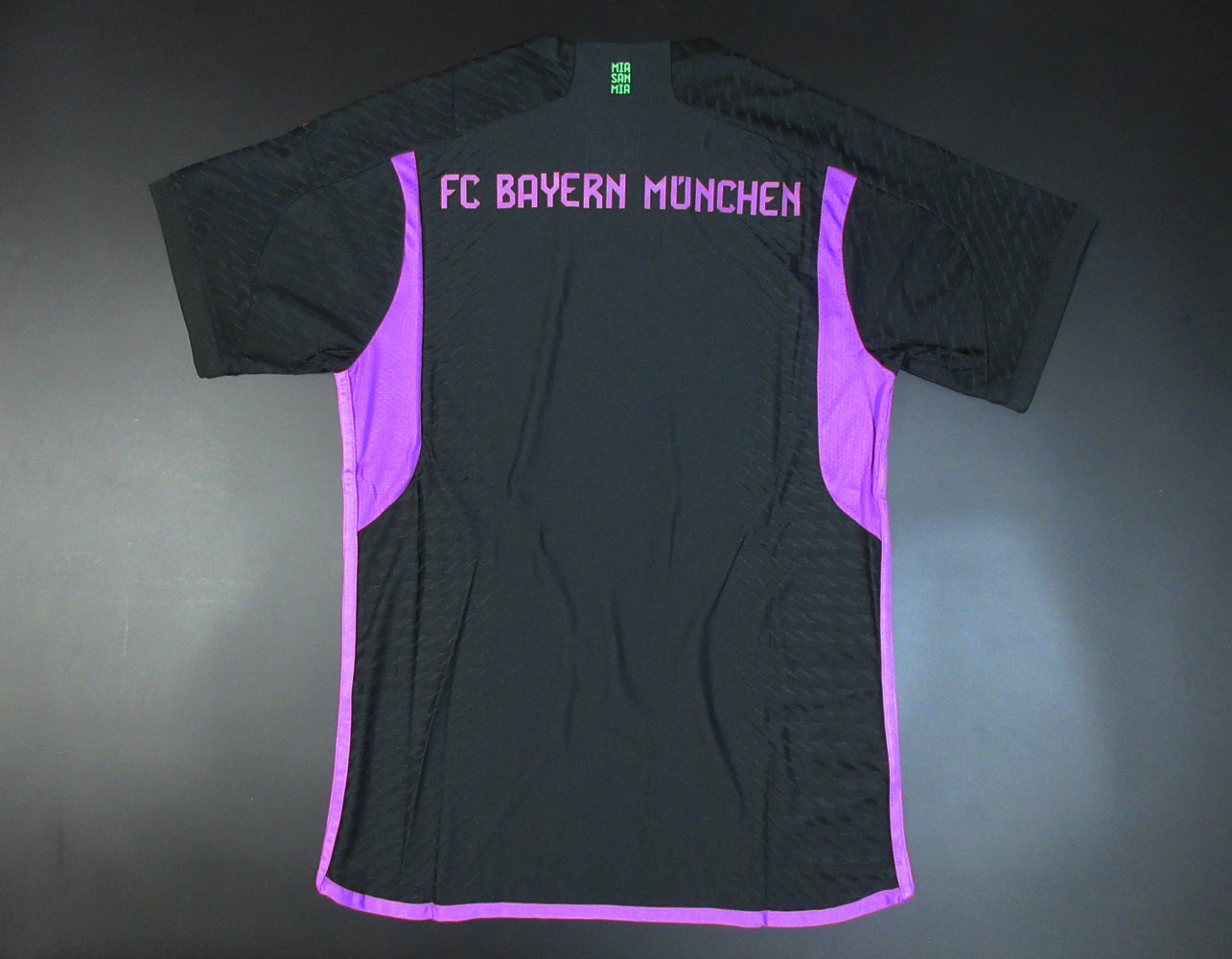 Bayern Away 23/24